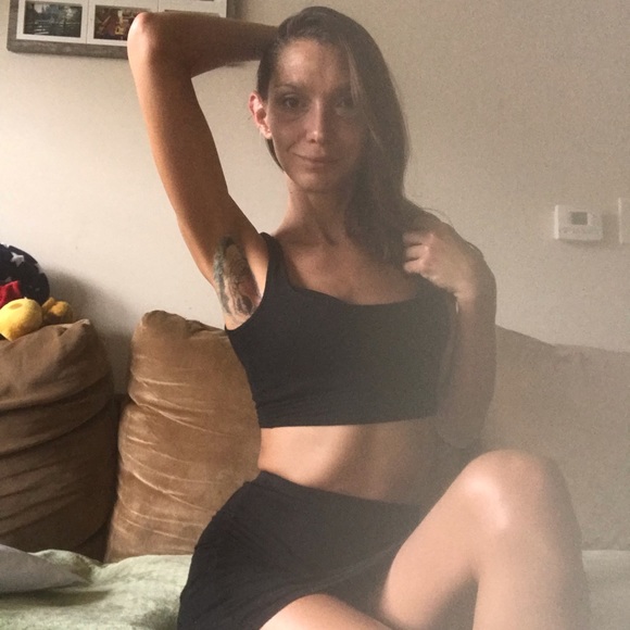 Meet your Posher, Tiffani - Picture 6 of 8